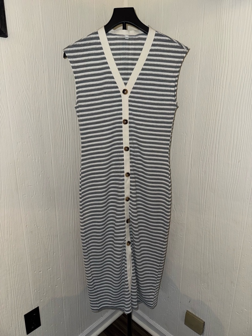 Sleeveless Striped Button-Front Knit Dress - Gray & White
